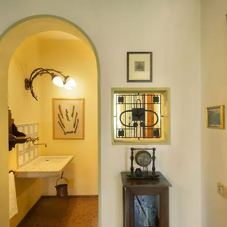 Villa Terrarossa With Pool In The Vineyard *