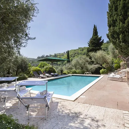 Villa Terrarossa With Pool In The Vineyard Mezzane di Sotto
